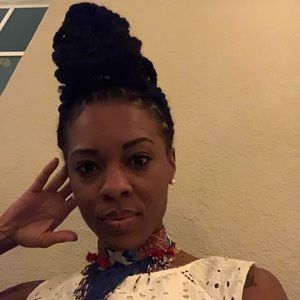 Meet your Posher, Rochelle